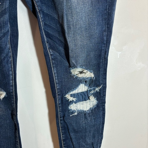 AMERICAN EAGLE Sz 14S High Rise Exposed Button Fly Distressed Jeans NEW - Picture 3 of 12